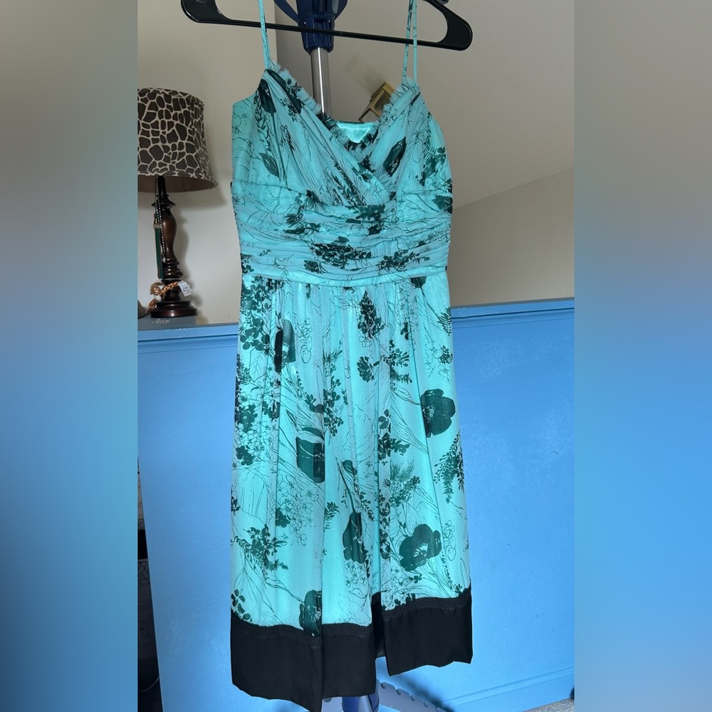 Laundry by Shelli Segal dress